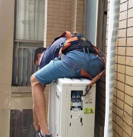 秦淮空调移机